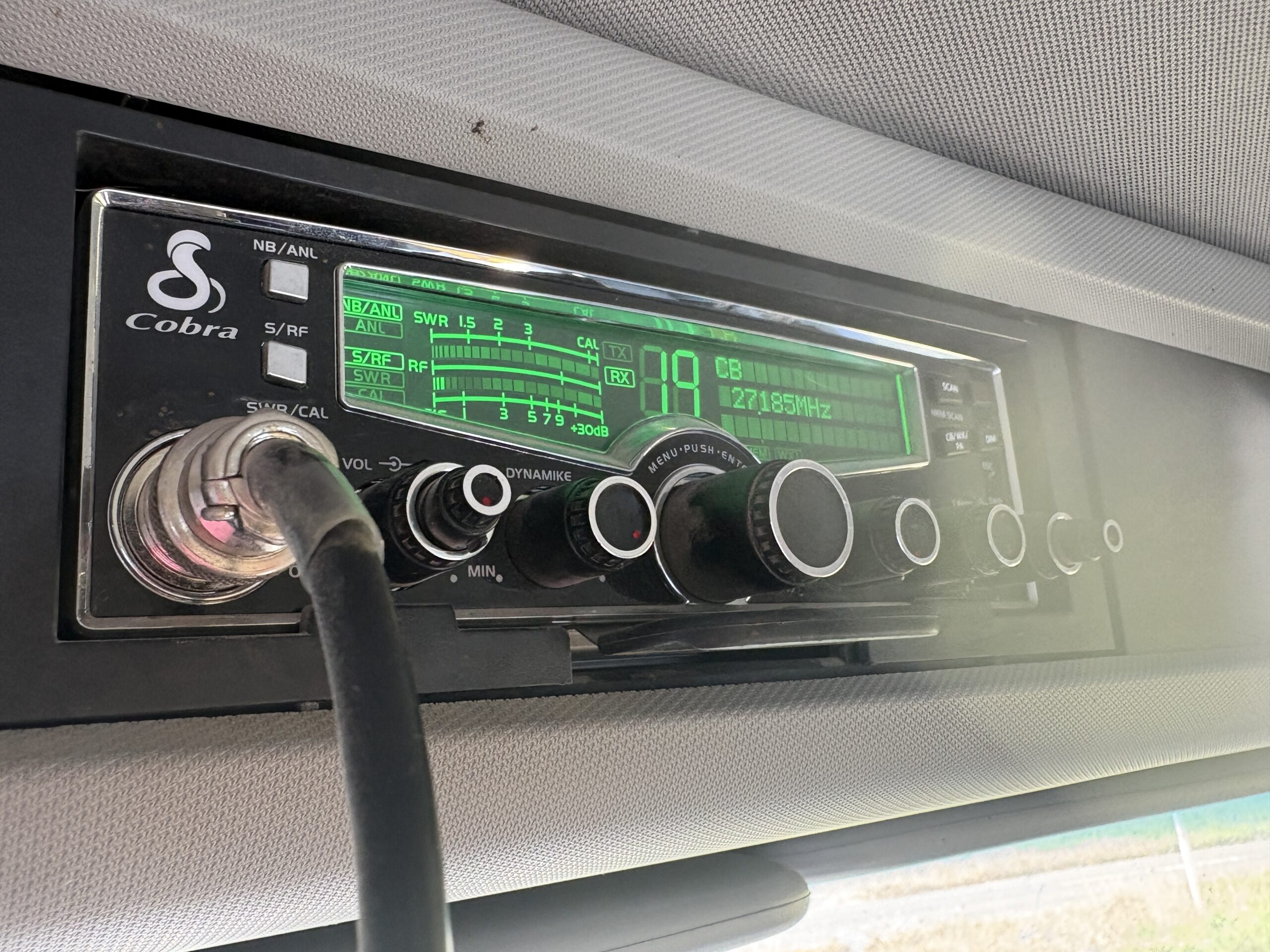 cb radio cobra in truck